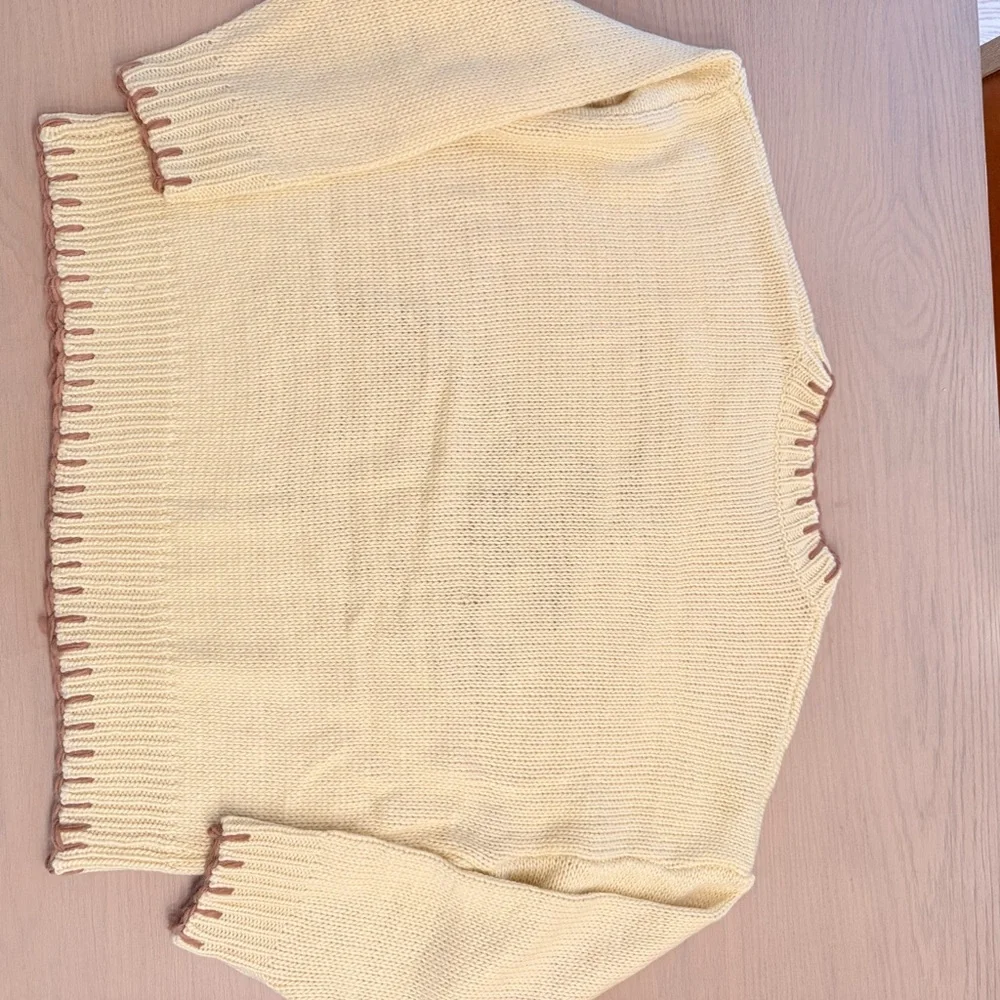 Bailey Rose Cream Yellow Lucky Baby rodeo horse Brown Trim sweater size M - NWT - Picture 4 of 4